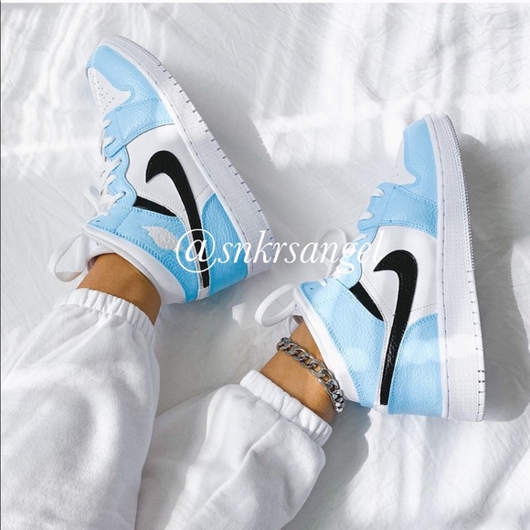 Nike custom air jordan 1 mid sneakers - Picture 2 of 3